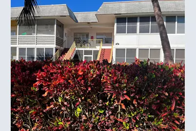 50 Plymouth F, West Palm Beach, FL 33417 - Photo 2