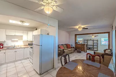 281 NE 46th Street, Pompano Beach, FL 33064 - Photo 8