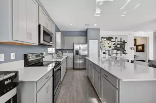 7625 NW Greenbank Cir, Port Saint Lucie, FL 34987 - Photo 4