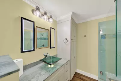 624 SW Saint Lucie Crescent #306, Stuart, FL 34994 - Photo 8