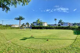 2616 N Garden Dr, Lake Worth, FL 33461 - Photo 8