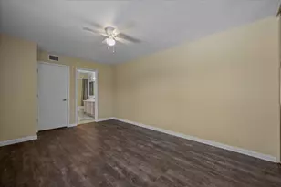 1945 Stratford Way, West Palm Beach, FL 33409 - Photo 22