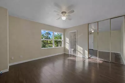 1945 Stratford Way, West Palm Beach, FL 33409 - Photo 16