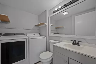 1945 Stratford Way, West Palm Beach, FL 33409 - Photo 14