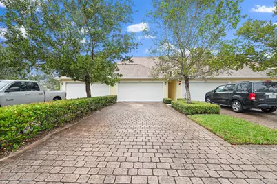 152 Poinciana Drive, Jupiter, FL 33458 - Photo 2