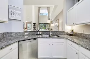 7024 Torrey Pines Cir, Port Saint Lucie, FL 34986 - Photo 8