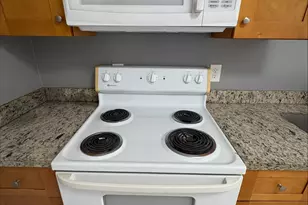 1121 11th St, West Palm Beach, FL 33401 - Photo 4