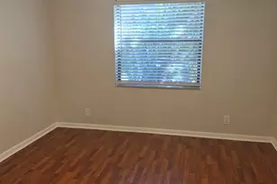 394 Springdale Cir, Palm Springs, FL 33461 - Photo 12