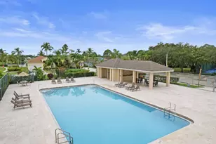 286 Saratoga Blvd E, Royal Palm Beach, FL 33411 - Photo 4