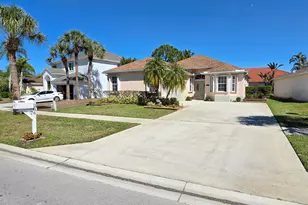 286 Saratoga Blvd E, Royal Palm Beach, FL 33411 - Photo 20