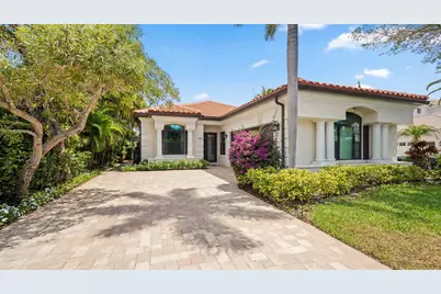 2055 Regents Boulevard, West Palm Beach, FL 33409 - Photo 2