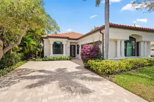 2055 Regents Blvd, West Palm Beach, FL 33409 - Photo 2