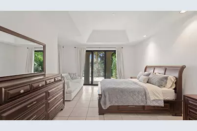 2055 Regents Boulevard, West Palm Beach, FL 33409 - Photo 16