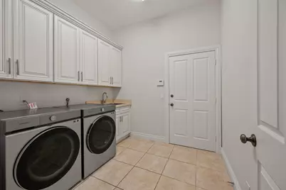 2055 Regents Boulevard, West Palm Beach, FL 33409 - Photo 24