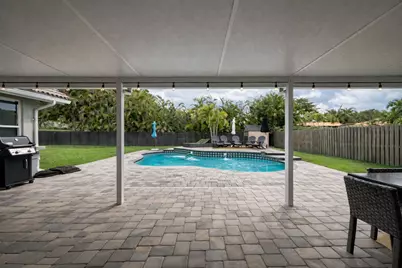 832 NW 108th Lane, Coral Springs, FL 33071 - Photo 16