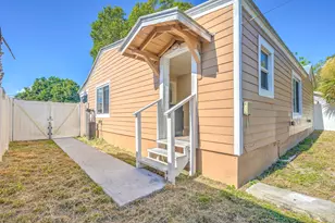 1204 Easter Ave, Fort Pierce, FL 34950 - Photo 4