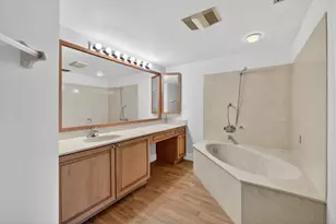 6060 SE Martinique Dr, Stuart, FL 34997 - Photo 18