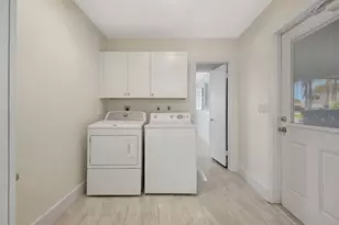 428 Pine Villa Dr, Atlantis, FL 33462 - Photo 18