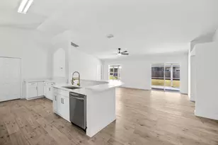 4622 SW Wade Dr, Port Saint Lucie, FL 34953 - Photo 10