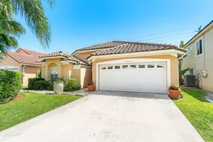 13270 Greenshore Pl, Wellington, FL 33414 - Photo 10