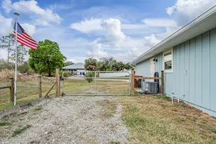 9026 85th Pl, Vero Beach, FL 32967 - Photo 28