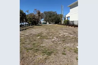 4575 SE Dixie Highway, Stuart, FL 34997 - Photo 8
