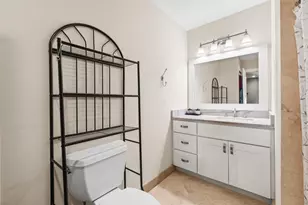 5734 Lincoln Cir E, Lake Worth, FL 33463 - Photo 22