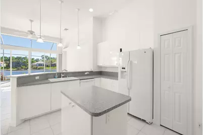 805 SW Marsh Harbor Bay, Port Saint Lucie, FL 34986 - Photo 10