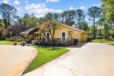 1918 SW Crane Creek Avenue, Palm City, FL 34990 - Photo 4