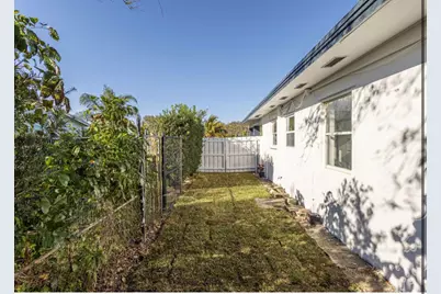 430 E Ilex Drive, Lake Park, FL 33403 - Photo 22