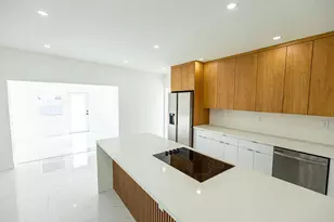 430 E Ilex Dr, West Palm Beach, FL 33403 - Photo 18