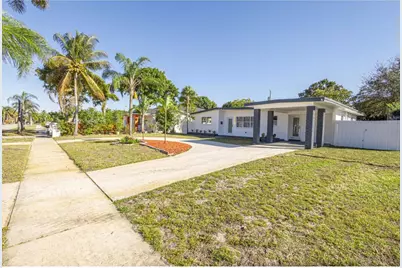 430 E Ilex Drive, West Palm Beach, FL 33403 - Photo 4