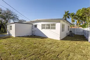 430 E Ilex Dr, West Palm Beach, FL 33403 - Photo 26
