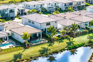 8325 Royal County Down Rd, Boca Raton, FL 33434 - Photo 66