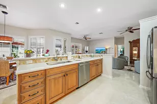 220 Woodsmuir Ct, Palm Beach Gardens, FL 33418 - Photo 4