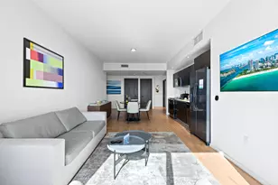 398 NE 5th St, Miami, FL 33132 - Photo 14