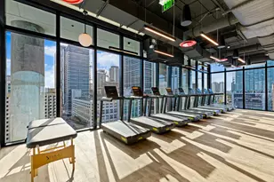 398 NE 5th St, Miami, FL 33132 - Photo 54