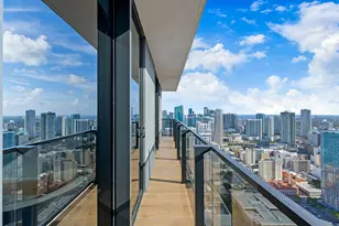 398 NE 5th St, Miami, FL 33132 - Photo 40