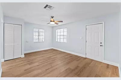 3800 N 10th Avenue N, Palm Springs, FL 33461 - Photo 8