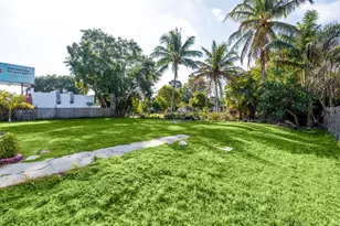 3800 N 10th Ave N, Palm Springs, FL 33461 - Photo 18