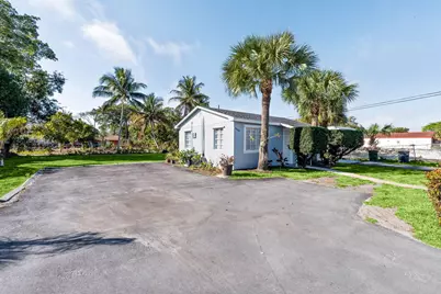 3800 N 10th Avenue N, Palm Springs, FL 33461 - Photo 22