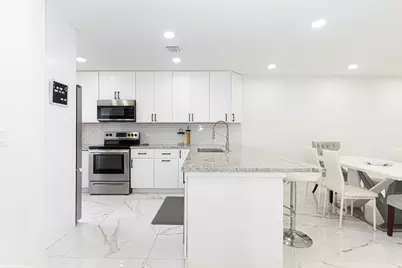 8545 Casa Del Lago #F, Boca Raton, FL 33433 - Photo 6