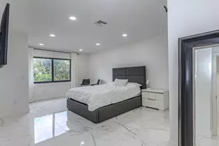 8545 Casa Del Lago, Boca Raton, FL 33433 - Photo 14