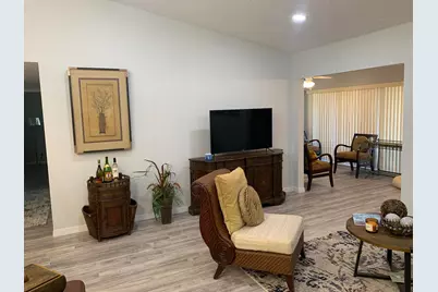 1100 Duncan Circle #202, Palm Beach Gardens, FL 33418 - Photo 2