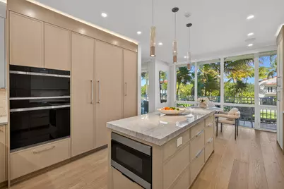 100 Royal Palm Way #D2, Palm Beach, FL 33480 - Photo 2