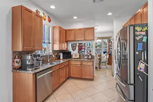 2206 SW Cape Cod Dr, Port Saint Lucie, FL 34953 - Photo 10