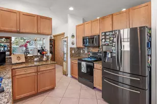 2206 SW Cape Cod Dr, Port Saint Lucie, FL 34953 - Photo 10