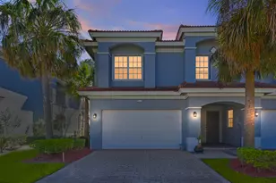 2206 SW Cape Cod Dr, Port Saint Lucie, FL 34953 - Photo 2