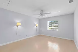 8616 Chevy Chase Dr, Boca Raton, FL 33433 - Photo 10