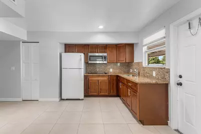 801 Dobbins Street #2, West Palm Beach, FL 33405 - Photo 18